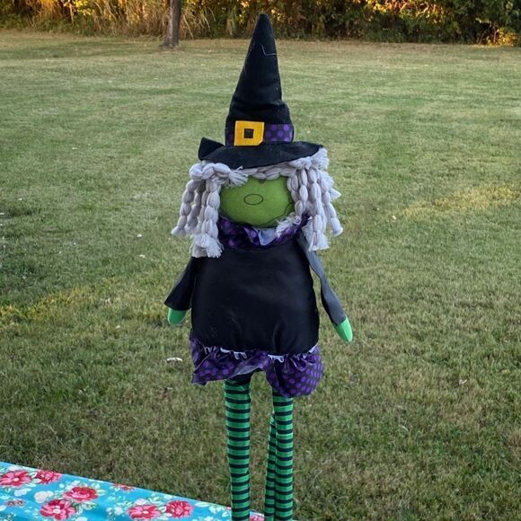 🧙‍♀️ New Greenbrier International Halloween Standing Witch, 20” Tall - Picture 4 of 9